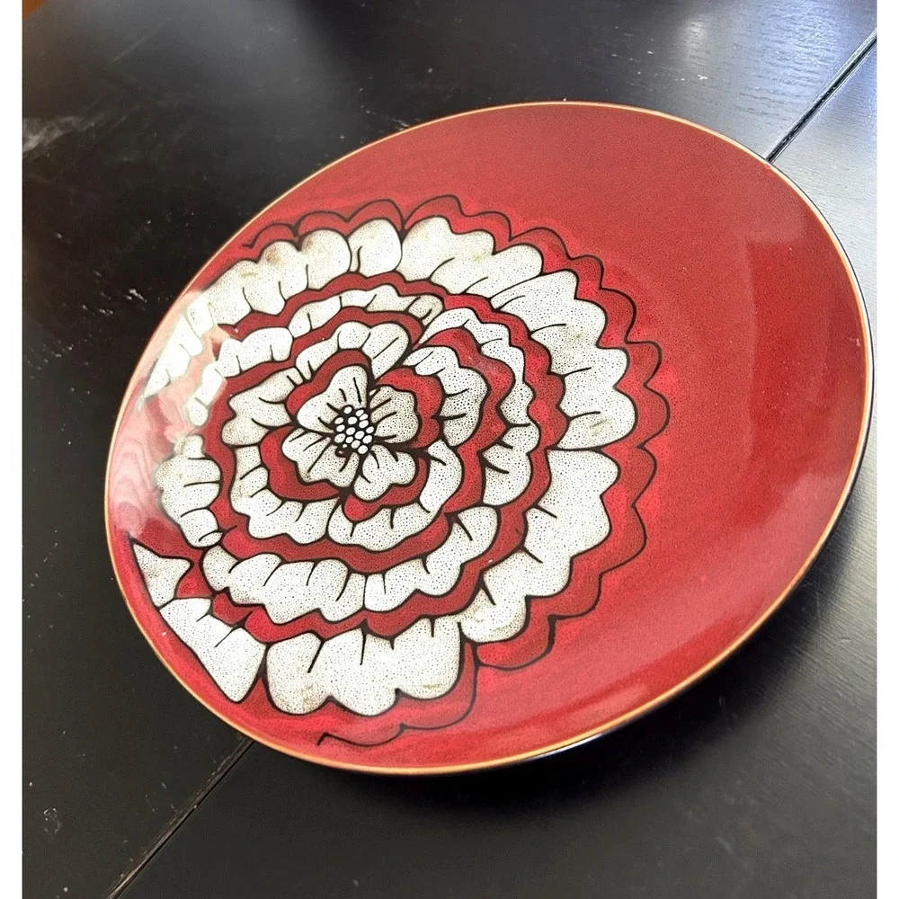 Pier 1 Geranium Dinner Plate 11.25